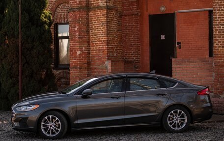 Ford Fusion (North America) II, 2019 год, 1 070 000 рублей, 20 фотография