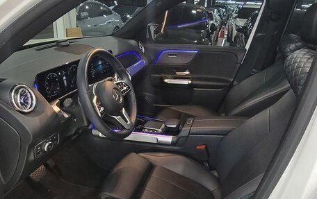 Mercedes-Benz GLB, 2022 год, 3 530 000 рублей, 10 фотография