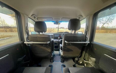 Honda Stepwgn IV, 2015 год, 1 690 000 рублей, 7 фотография