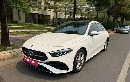 Mercedes-Benz A-Класс, 2023 год, 2 015 000 рублей, 3 фотография