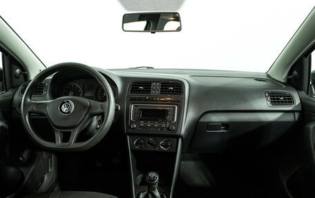 Volkswagen Polo VI (EU Market), 2019 год, 899 700 рублей, 13 фотография
