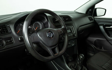 Volkswagen Polo VI (EU Market), 2019 год, 899 700 рублей, 11 фотография