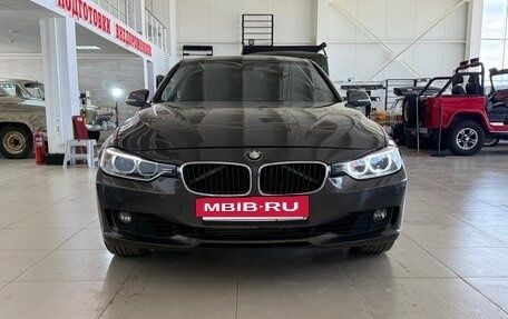 BMW 3 серия, 2012 год, 2 300 000 рублей, 2 фотография