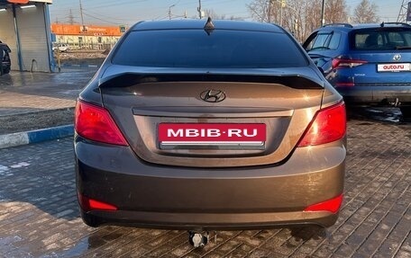 Hyundai Solaris II рестайлинг, 2015 год, 750 000 рублей, 14 фотография