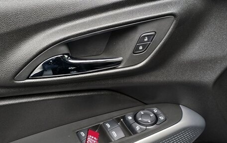Chevrolet Trax, 2025 год, 1 820 000 рублей, 29 фотография