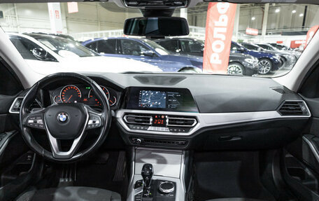 BMW 3 серия, 2020 год, 2 550 000 рублей, 16 фотография