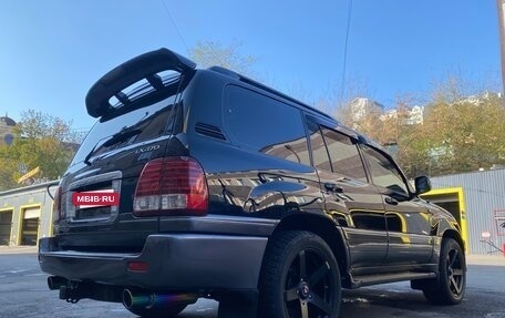 Lexus LX II, 2005 год, 7 фотография