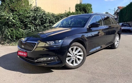 Skoda Superb III рестайлинг, 2022 год, 3 328 569 рублей, 1 фотография