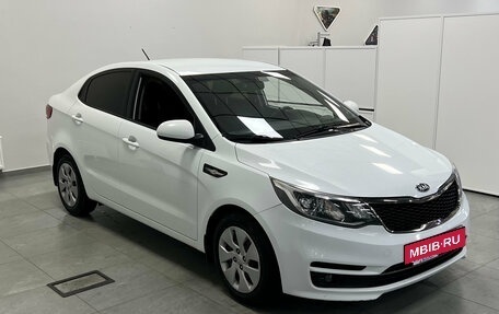 KIA Rio III рестайлинг, 2015 год, 890 000 рублей, 3 фотография