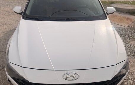 Hyundai Elantra, 2021 год, 1 600 000 рублей, 3 фотография