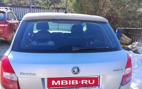 Skoda Fabia II, 2013 год, 600 000 рублей, 10 фотография