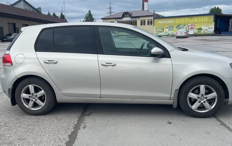 Volkswagen Golf VI, 2011 год, 800 000 рублей, 3 фотография