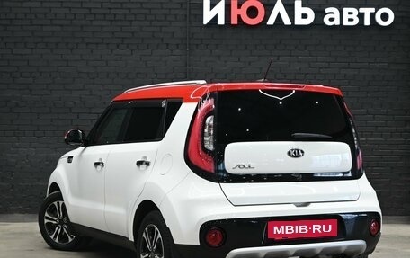 KIA Soul II рестайлинг, 2017 год, 1 700 000 рублей, 4 фотография