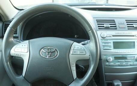 Toyota Camry, 2008 год, 1 097 000 рублей, 13 фотография