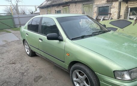 Nissan Primera II рестайлинг, 1997 год, 100 000 рублей, 2 фотография