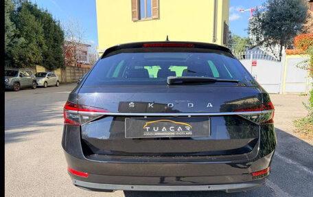 Skoda Superb III рестайлинг, 2022 год, 3 328 569 рублей, 6 фотография