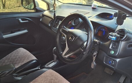Honda Insight II рестайлинг, 2011 год, 980 000 рублей, 10 фотография