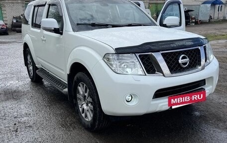 Nissan Pathfinder, 2013 год, 1 850 000 рублей, 6 фотография
