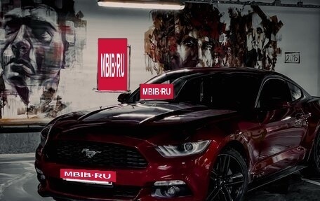 Ford Mustang VI рестайлинг, 2015 год, 2 790 000 рублей, 2 фотография