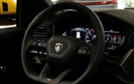 Lamborghini Urus I, 2025 год, 43 500 000 рублей, 17 фотография
