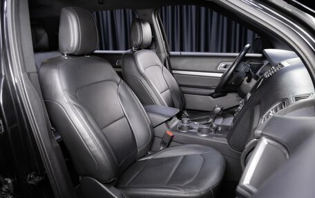 Ford Explorer VI, 2018 год, 2 749 000 рублей, 11 фотография