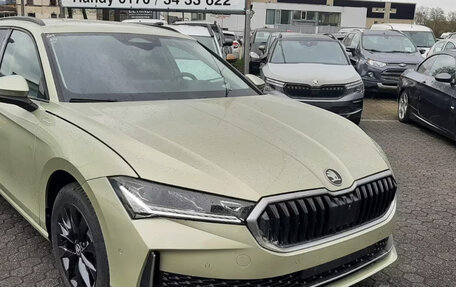 Skoda Superb, 2025 год, 4 325 470 рублей, 1 фотография