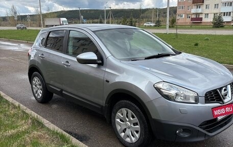 Nissan Qashqai, 2011 год, 850 000 рублей, 3 фотография