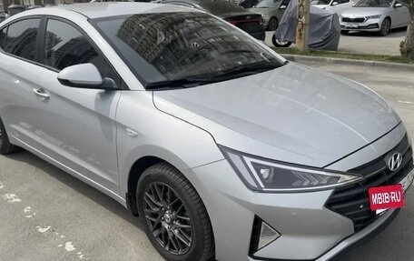 Hyundai Elantra VI рестайлинг, 2019 год, 1 550 000 рублей, 3 фотография