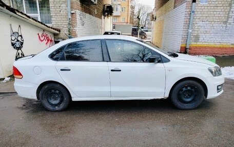 Volkswagen Polo VI (EU Market), 2019 год, 450 000 рублей, 2 фотография