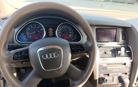 Audi Q7, 2006 год, 900 000 рублей, 17 фотография