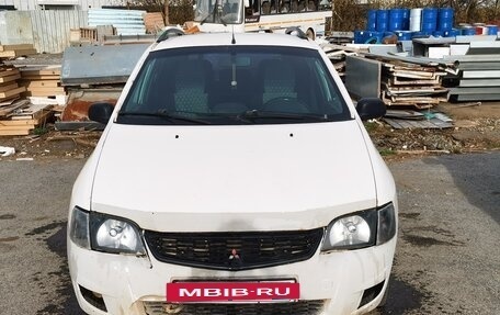 Mitsubishi Space Star I рестайлинг, 1999 год, 180 000 рублей, 9 фотография