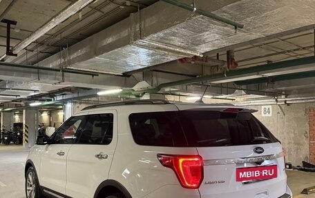 Ford Explorer VI, 2018 год, 2 800 000 рублей, 3 фотография