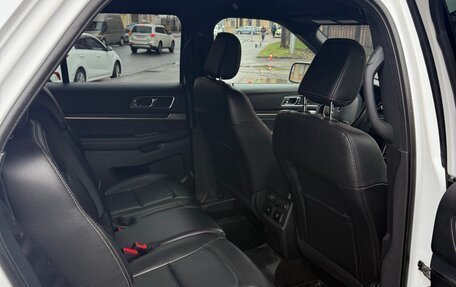 Ford Explorer VI, 2018 год, 2 800 000 рублей, 14 фотография