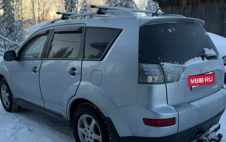 Mitsubishi Outlander III рестайлинг 3, 2008 год, 1 050 000 рублей, 8 фотография