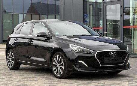Hyundai i30 III, 2019 год, 985 000 рублей, 5 фотография