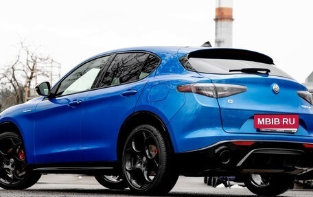 Alfa Romeo Stelvio, 2025 год, 8 300 000 рублей, 2 фотография