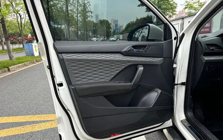 Volkswagen Tharu, 2021 год, 1 360 000 рублей, 11 фотография