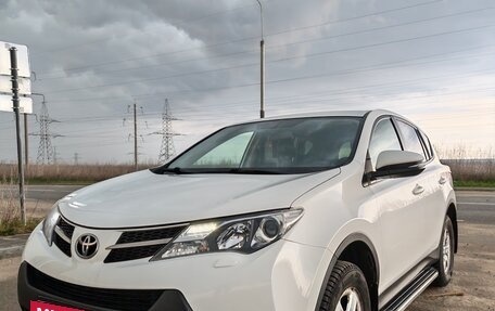 Toyota RAV4, 2014 год, 2 050 000 рублей, 3 фотография