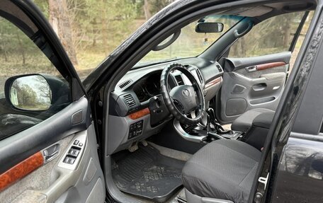 Toyota Land Cruiser Prado 120 рестайлинг, 2007 год, 1 650 000 рублей, 11 фотография