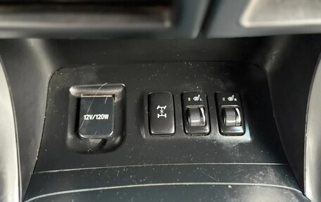 Toyota Land Cruiser Prado 120 рестайлинг, 2007 год, 1 650 000 рублей, 28 фотография
