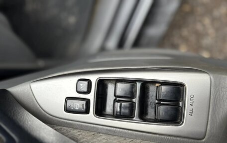 Toyota Land Cruiser Prado 120 рестайлинг, 2007 год, 1 650 000 рублей, 30 фотография