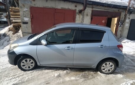 Toyota Vitz, 2012 год, 650 000 рублей, 4 фотография