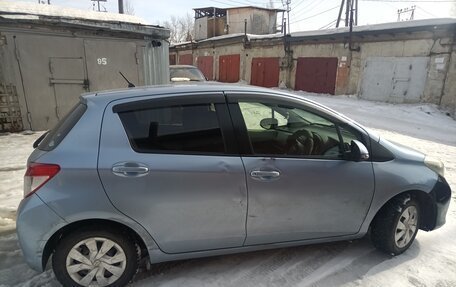 Toyota Vitz, 2012 год, 650 000 рублей, 2 фотография