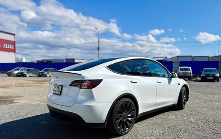 Tesla Model Y I, 2021 год, 4 620 000 рублей, 4 фотография