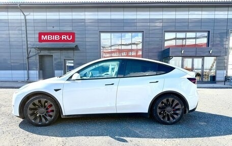 Tesla Model Y I, 2021 год, 4 620 000 рублей, 5 фотография