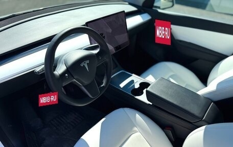 Tesla Model Y I, 2021 год, 4 620 000 рублей, 7 фотография