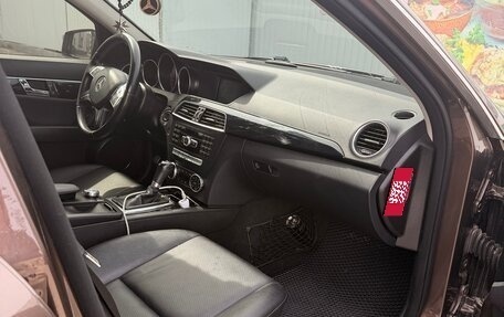 Mercedes-Benz C-Класс, 2013 год, 1 300 000 рублей, 12 фотография