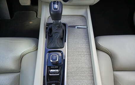 Volvo XC60 II, 2021 год, 3 680 000 рублей, 24 фотография