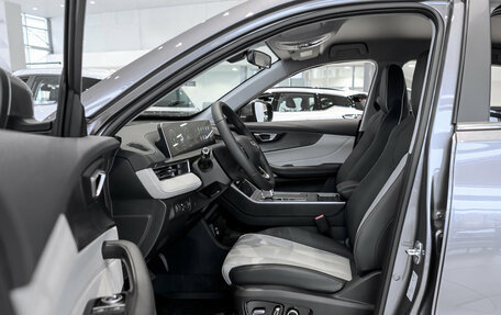 Chery Tiggo 4 I рестайлинг, 2025 год, 2 395 000 рублей, 11 фотография