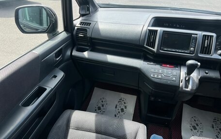Honda Stepwgn IV, 2010 год, 1 379 000 рублей, 14 фотография